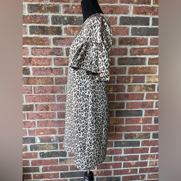 Banana Republic Leopard Dress - Ruffled Sleeves - Size 2 - - Picture 7 of 9